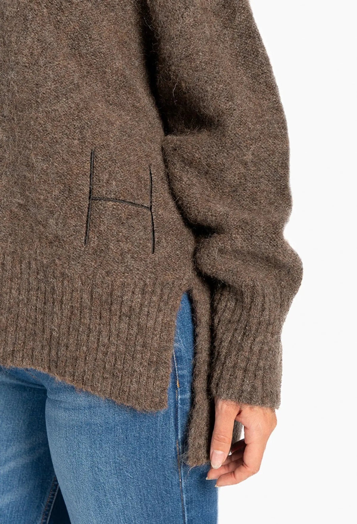 HÉST Noelle Sweater