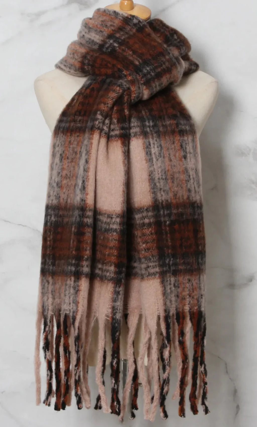 Classic Fluffy scarf w 10% wool